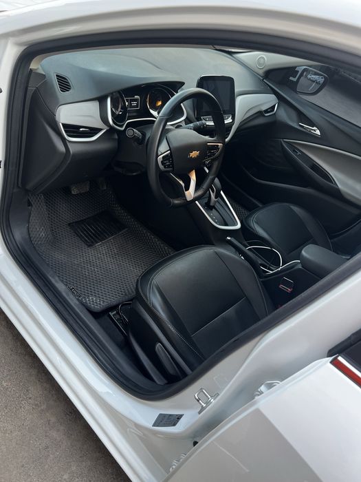 Onex sotiladi 6 pazitsa kraska bo’magan