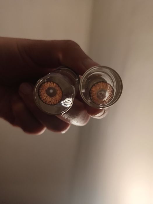 Продам линзы для глаз