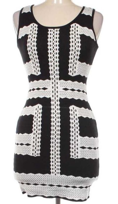 Черно бяла Рокля Paccio