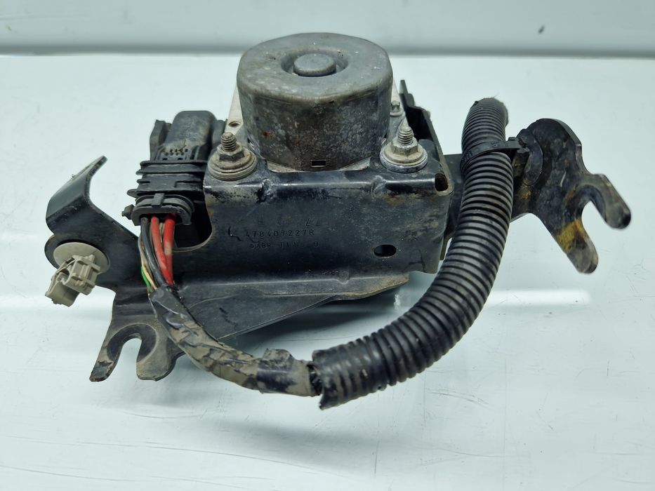 Pompa ABS Renault Clio 4 (B98) Hatchback [Fabr 2012-2020] 476608644R 1