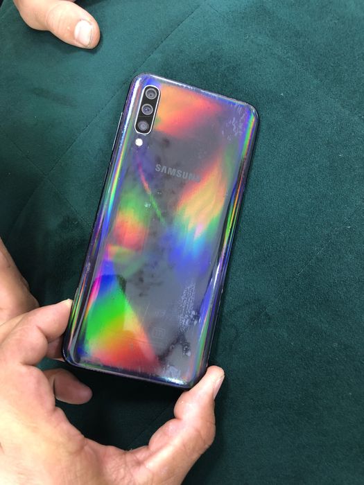 Samsung a50 64 gb holati alo
