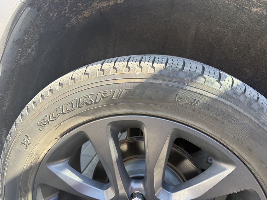 Джанти с гуми за Jeep grand cheroki 5x127
