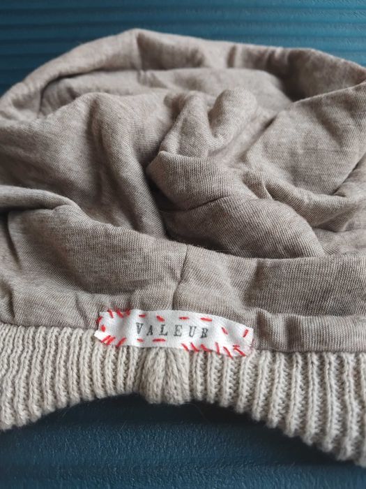 Valeur - Луксозна АРТ дамска шапка - НОВА!