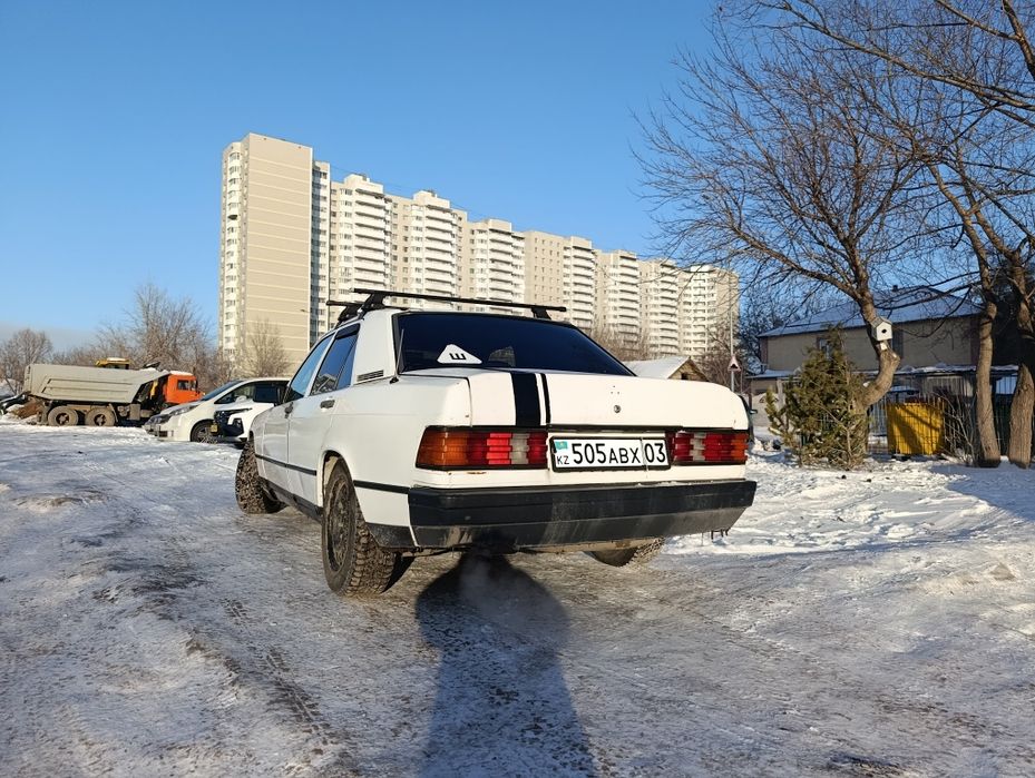 Продам Мерседес 190