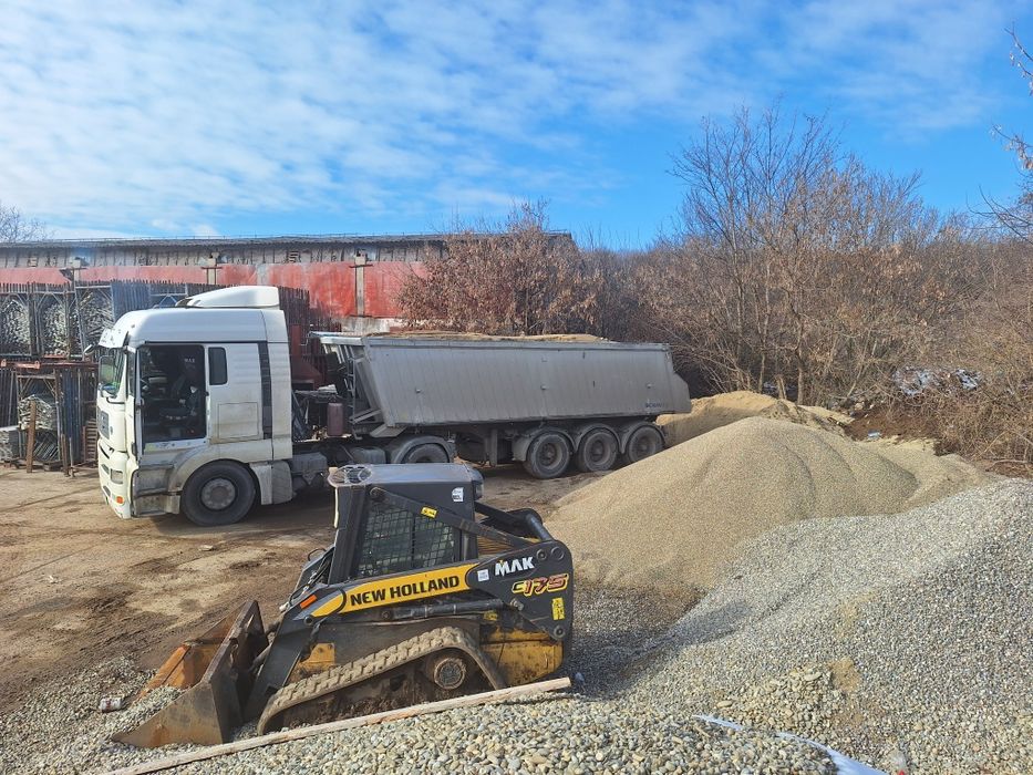 S.C.Excutam Demolări. Transport trailer. Transport agregate.