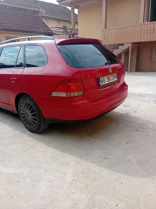 Vînd wolkswagen  golf