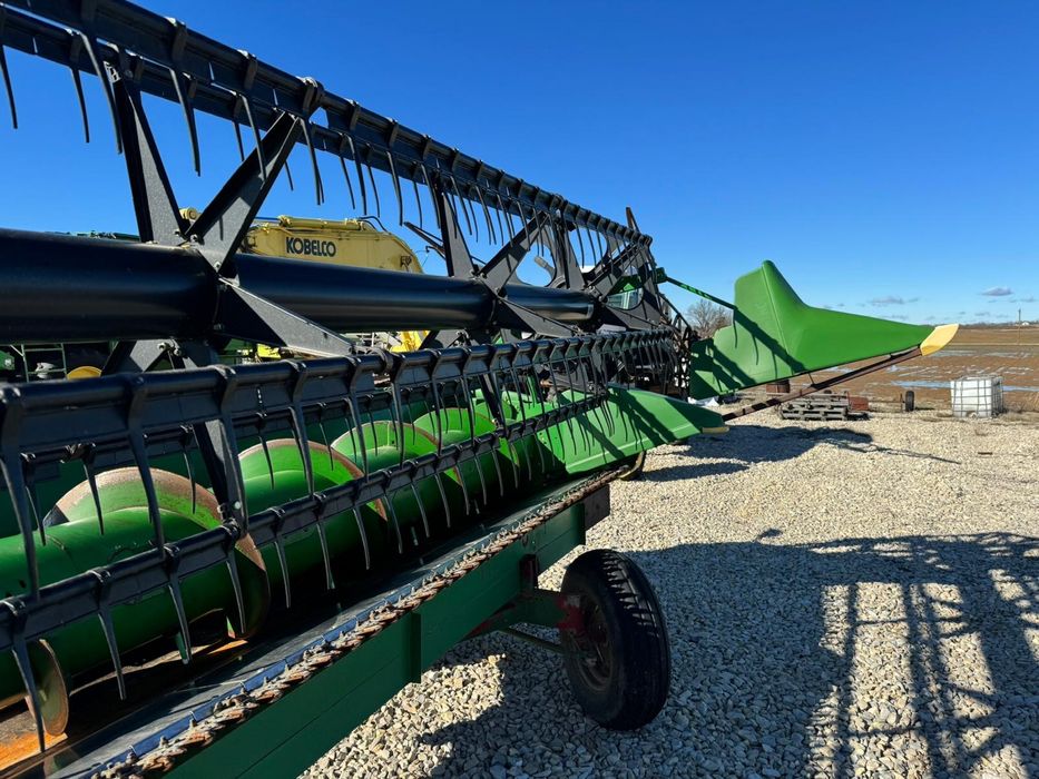 Продам жатку Флекс 630 Ф