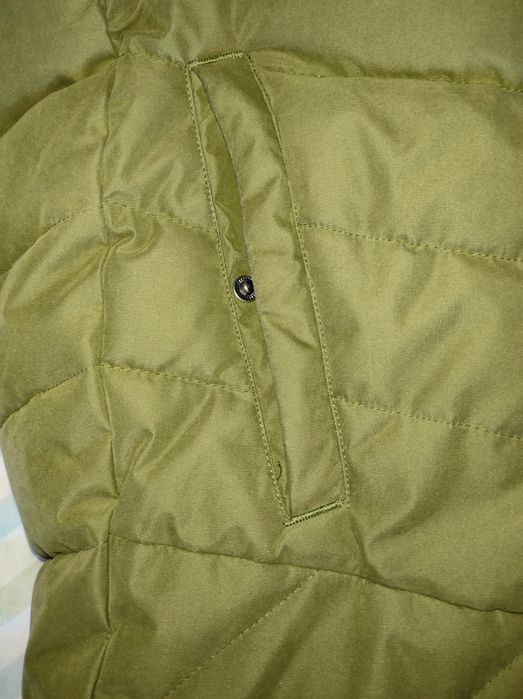 Продам женскую куртку