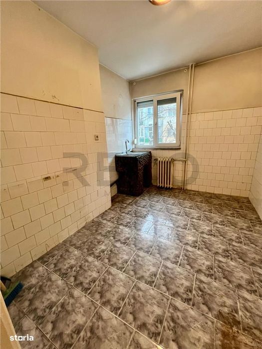 RECO Apartament 3 camere cu potential, etaj 2, Calea Aradului