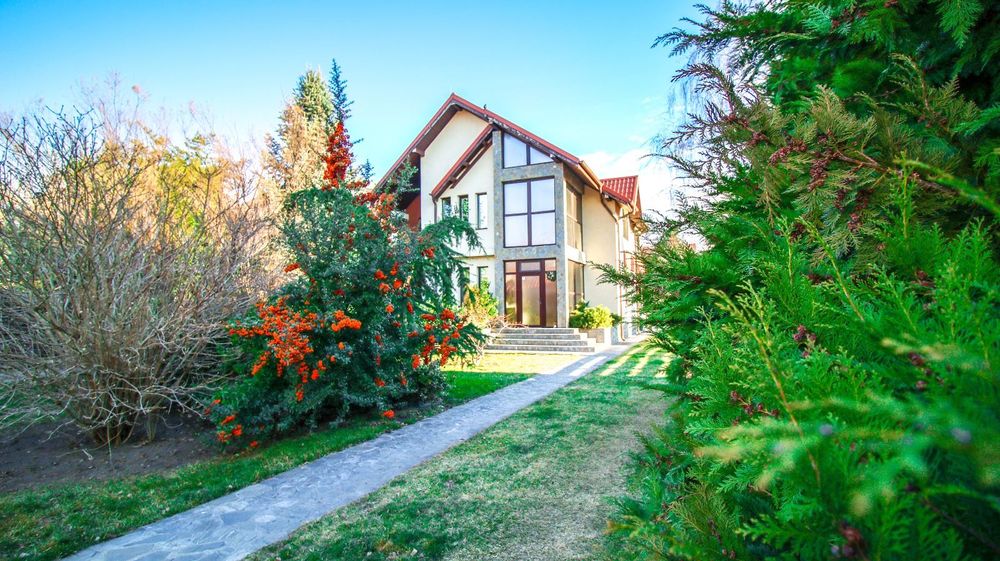 Casa  Buftea -Mogosoaia-Corbeanca