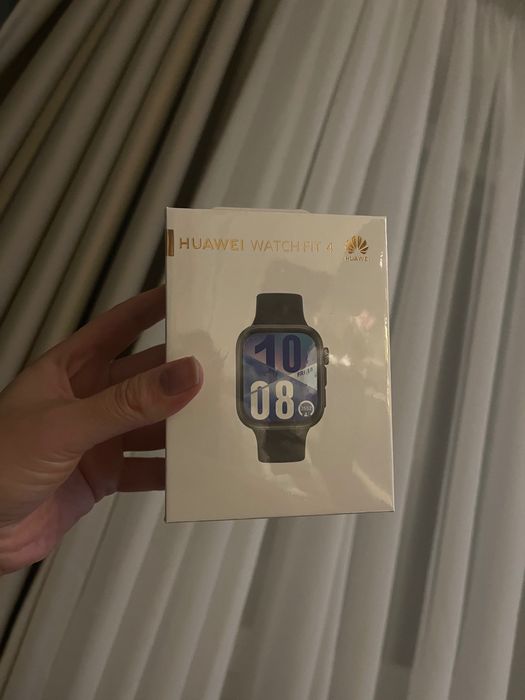 Huawei watch fit 4 съвместим с IOS и ANDROID