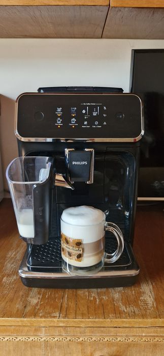 Espressor cafea automat Philips Saeco LatteGo