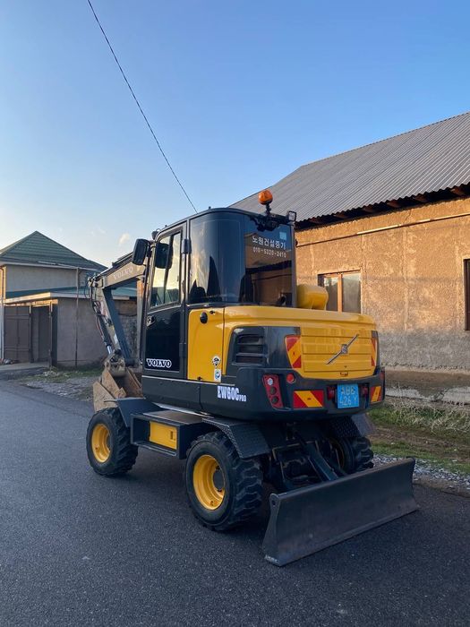 Мини экскватор 24/7