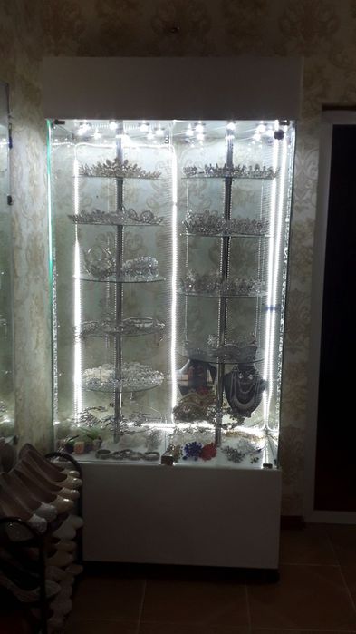 Sep-sandiqlar, Trimolar, Karona servanti, Kelin liboslari sotiadi.i.