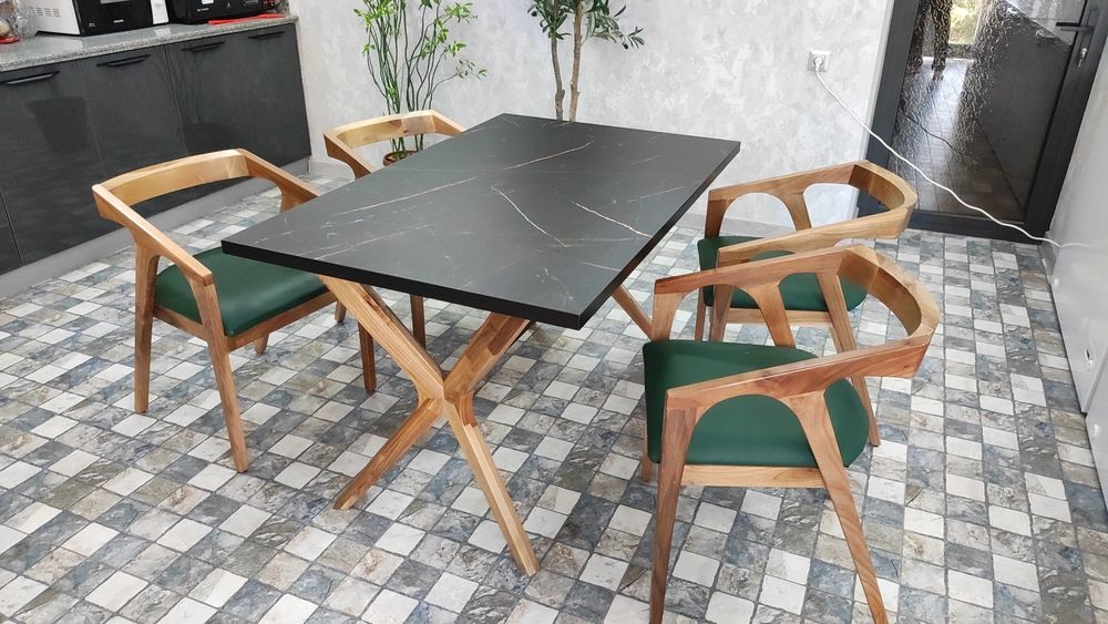 Стол стулья для ресторана и кафе орех