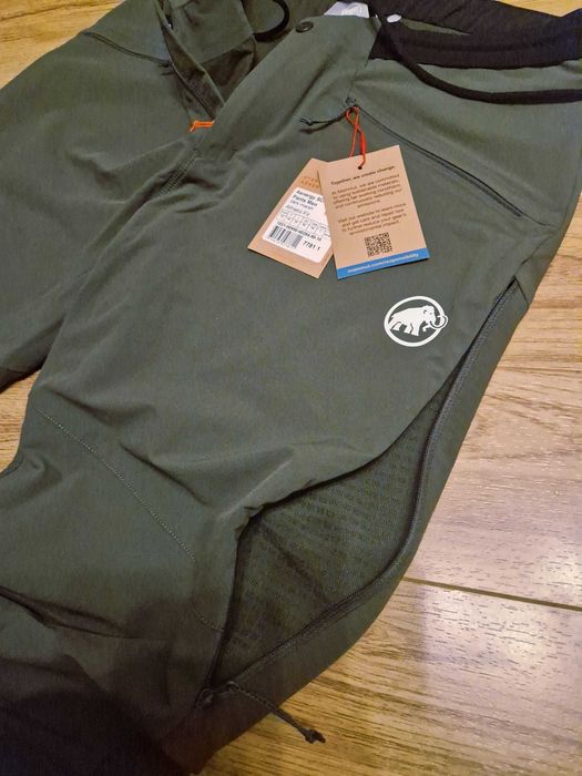 Pantaloni munte, tura Mammut, masuri 50 si 52, softshell,ortovox,arcteryx