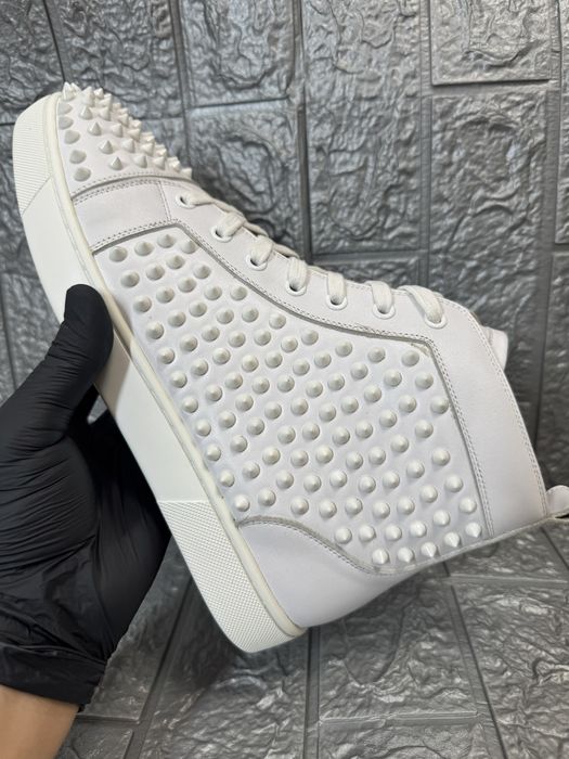 Christian Louboutin Alb Pk Premium