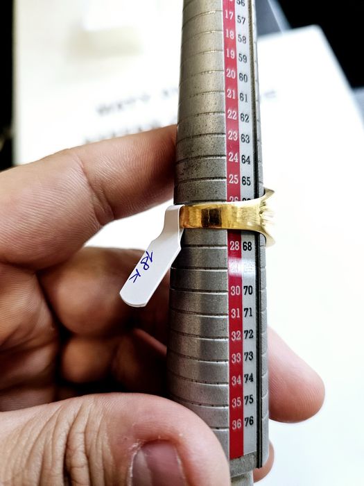 Vand inel din aur 18 k 4.61 g cod 697