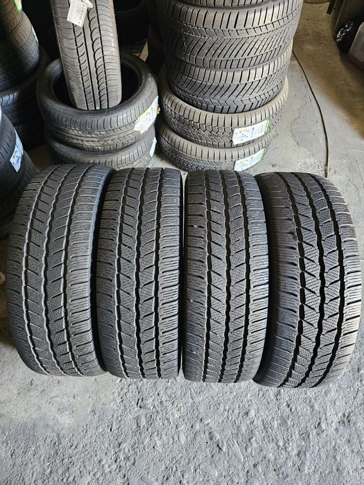 4 anvelope iarna 235 65 16C Continental 8.6mm 2021
