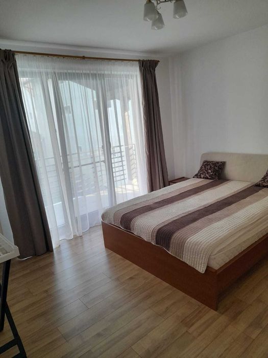 Inchiriez apartament 2 dormitoare si living