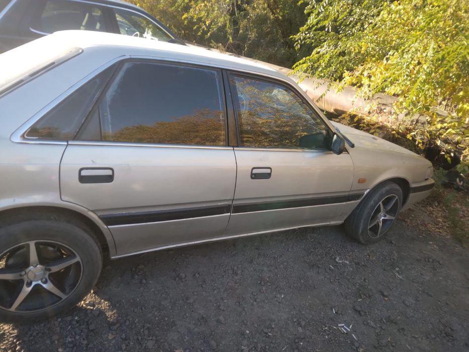 продам мазду 626 обьем 2.0