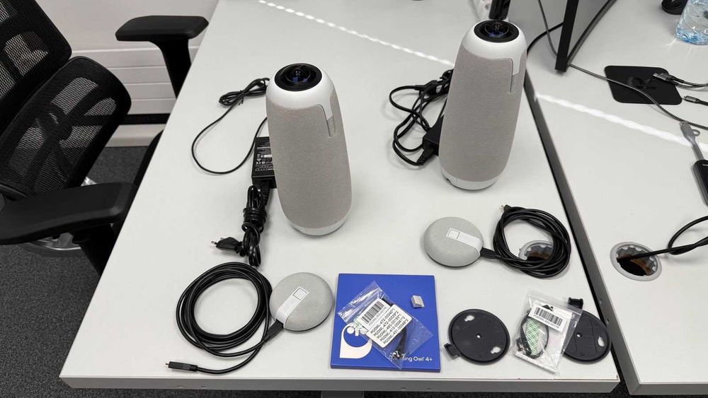 Owl Labs Meeting Owl 3 + Expansion Mic – 360° конферентна камера