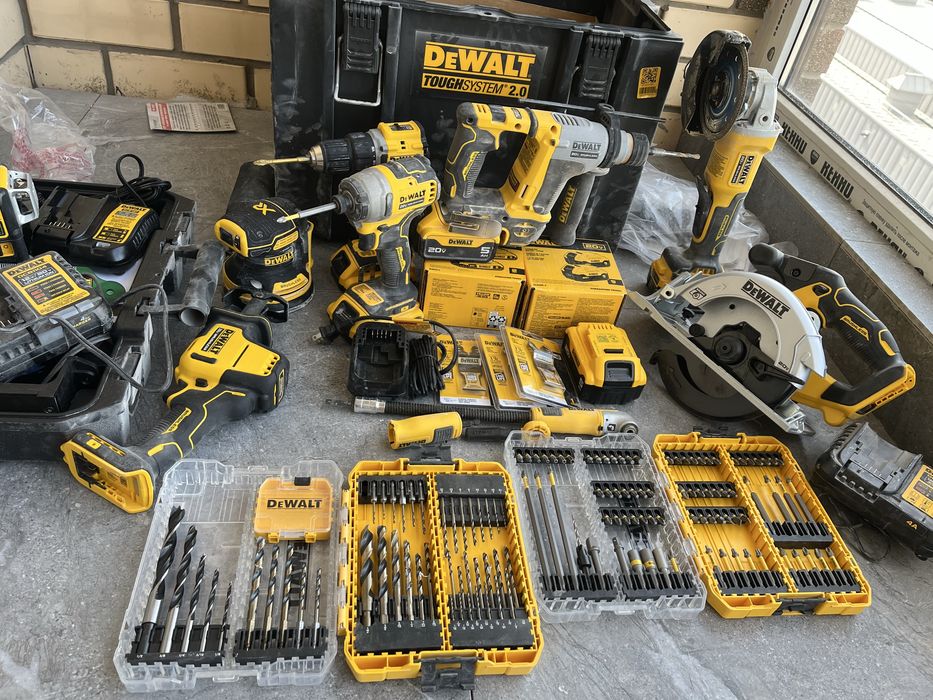 Продам инструменты Dewalt из сша кто разбирается в моделях тот поймет.