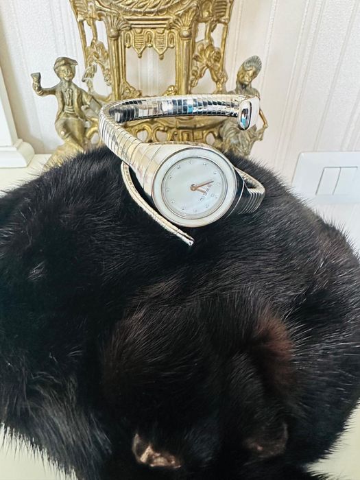 Ceas de dama Breil , elegant , argintiu , din otel inoxidabil , Nou !