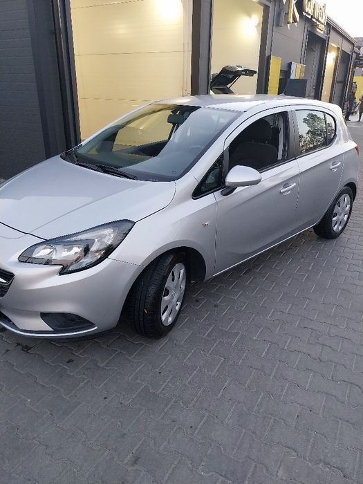 Opel corsa E 1.4