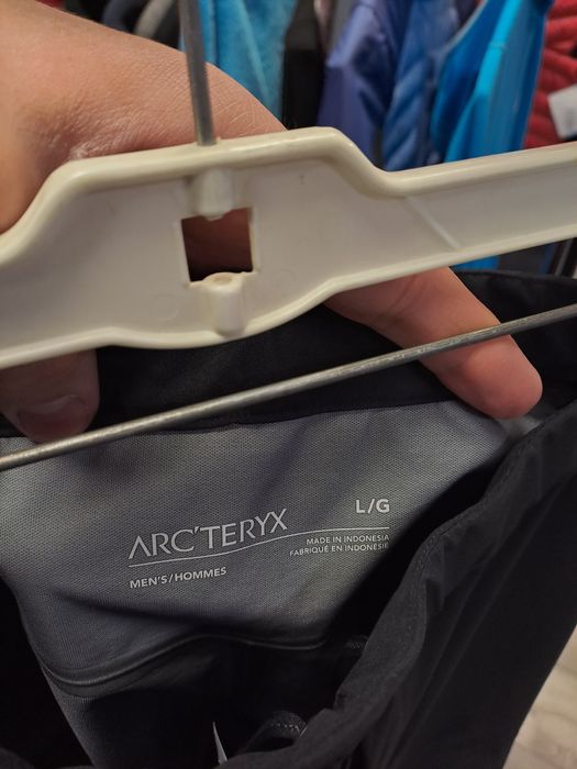 Arcteryx suprapantaloni Men L, impecabil, cod L4