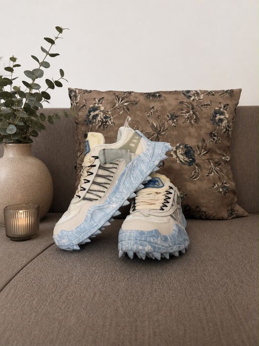Off White Odsy 1000 Blue&White Edition