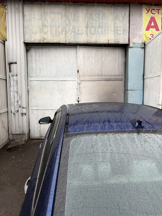 Бокс на автосервисе