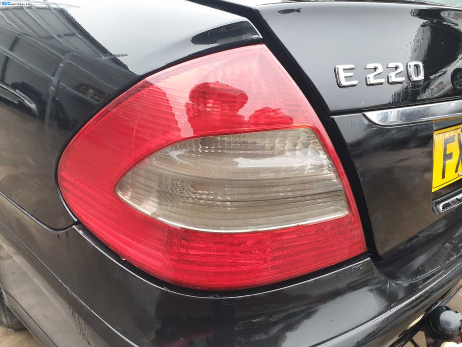 Stop Tripla Lampa Stanga Mercedes Clasa E Class W211 Berlina Sedan FL Facelift 2006 - 2009 [Q0583]