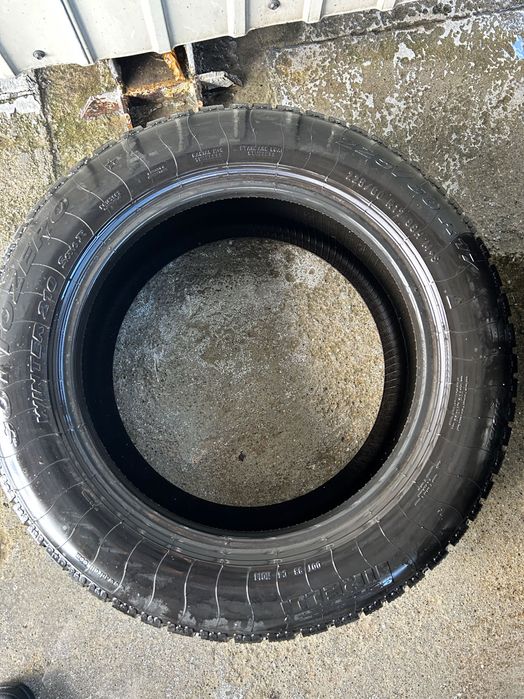 Vand 4 anvelope 225/60/17 Pirelli