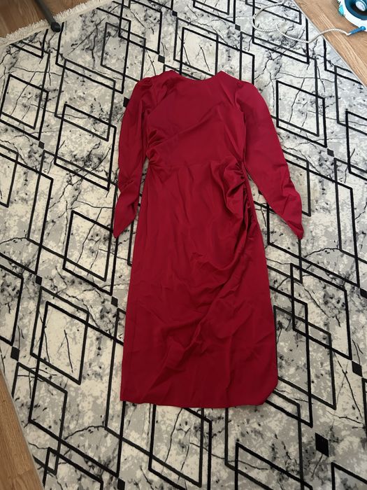 Распродажа платьев