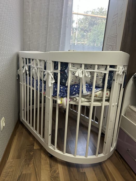 Продам манеж отличного качества