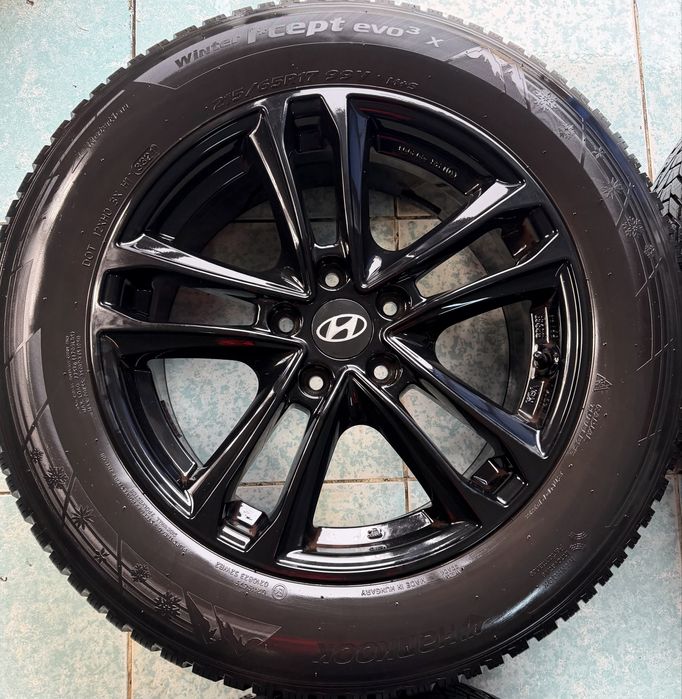 Jante aliaj R17 originale Hyndai Tucson 215/65/17 Hankook M+S