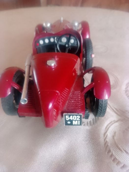 Alfa Romeo 2300 Monza 1:18