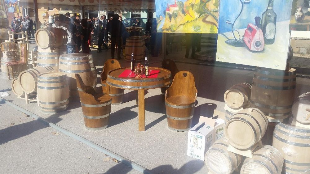 Бъчви,бурета,каци,дървени вани,саксий за цветя