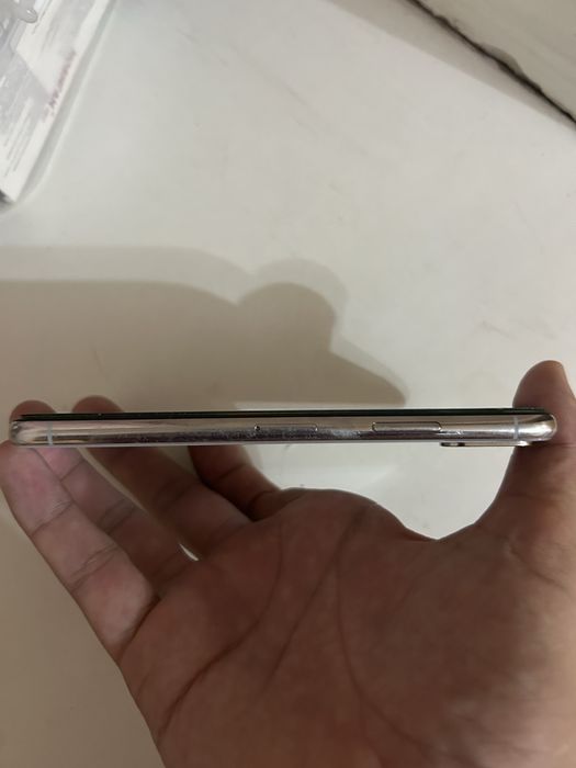 Iphone X в хорошем состоянии