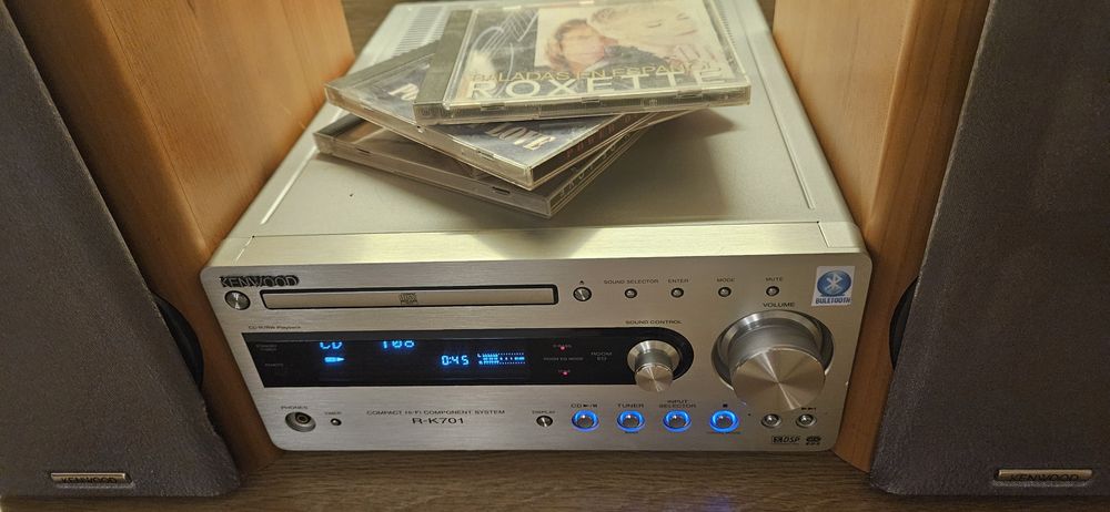 Sistem Kenwood RK701 bluetooth