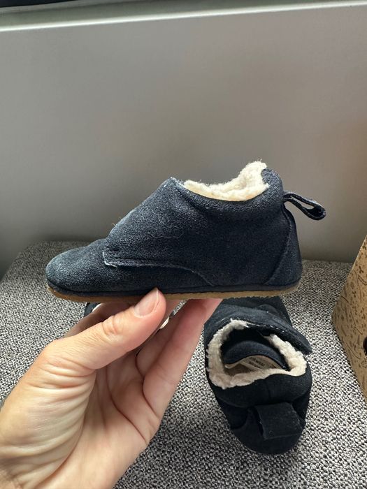 Пантофи / топлинки за бебе вълна  Wheat taj wool размер 21