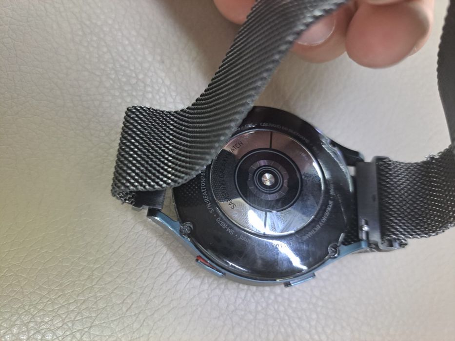Часы samsung galaxy watch