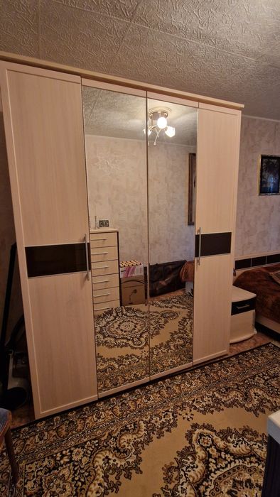 Спальный гарнитур