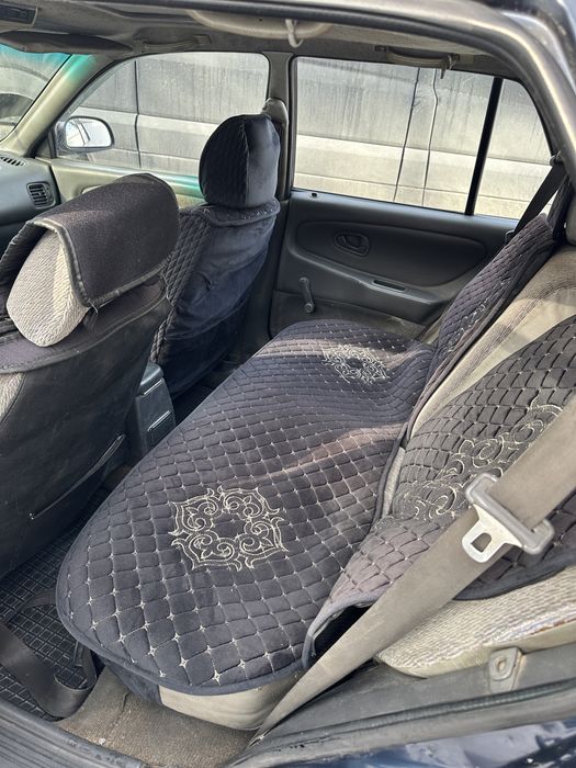 Продам машину Mitsubishi Lancer