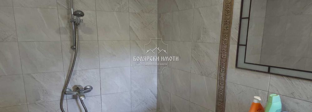 Продава се Етаж от къща в Велико Търново, Център - 134 кв.м за 1195 €/кв.м - Снимка #9