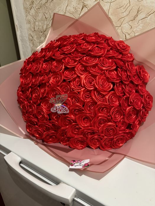 Букет из атласных лент