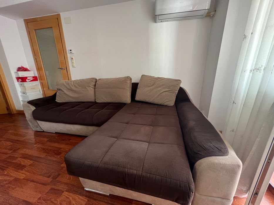 Canapea extensibila 4 locuri
