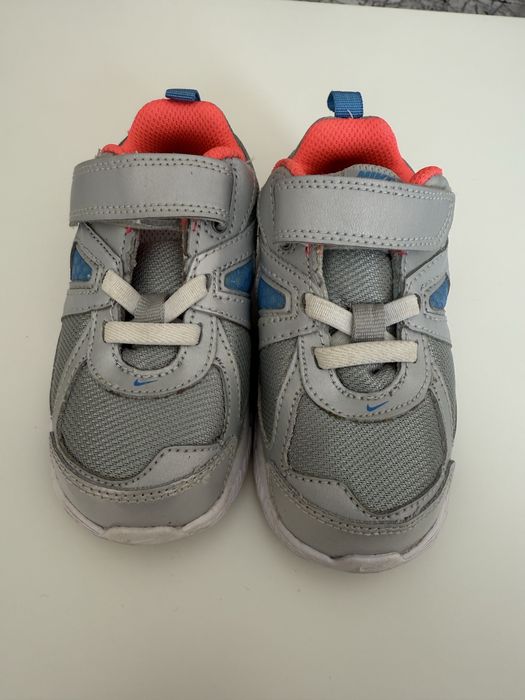 Nike маратонки за момиче