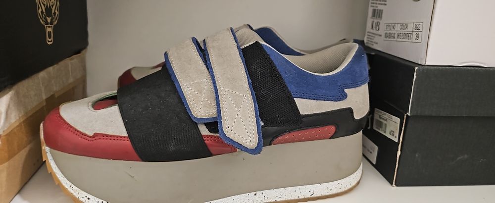 Zara trainers 39 номер
